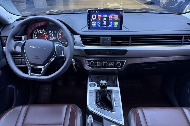 Used FORTHING T5 2023 Grand Edition 1.6L Manual Dream Version Five Seats