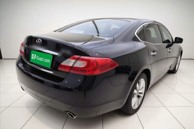 Used Infiniti Q70 2013 Q70L 2.5L Comfort Edition Exterior 3