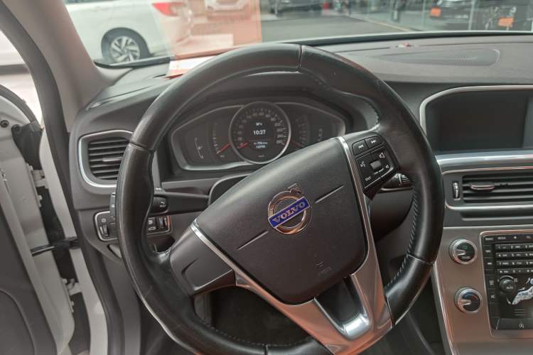 Used Volvo S60 2015 S60L 2.0T Smart Drive Edition
