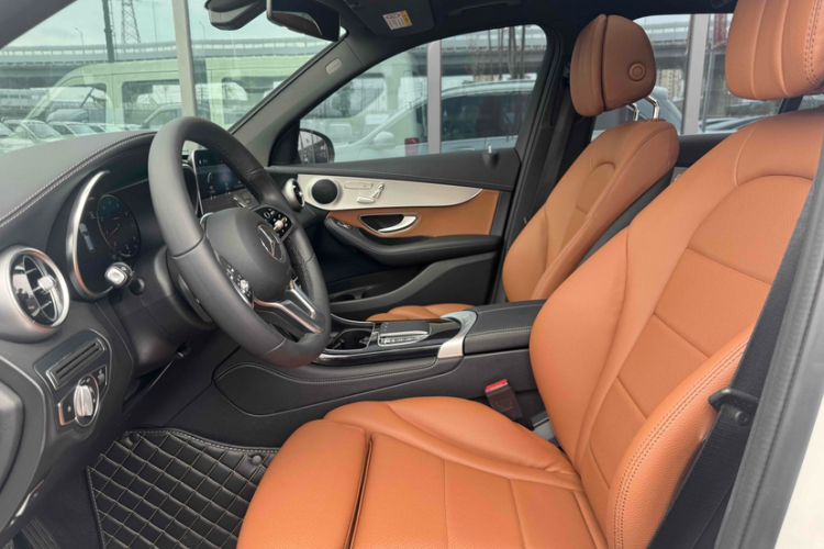 Used Mercedes-Benz GLC 2021 GLC 260 L 4MATIC Dynamic Edition
