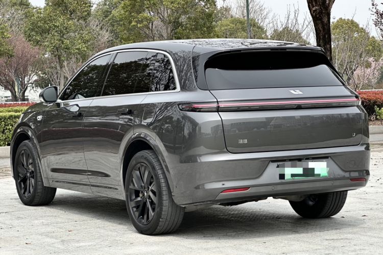 Used Li Auto L7 2023 Air model
