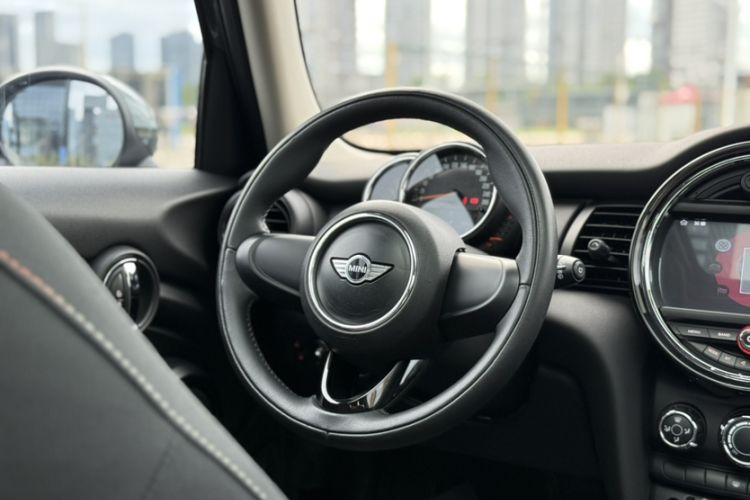 Used MINI 2015 1.2T ONE Five-Door Edition
