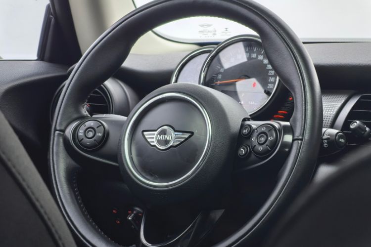 Used MINI 2016 1.5T COOPER
