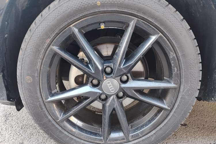 Used Audi Q2L 2021 35 TFSI Progressive Dynamic Edition