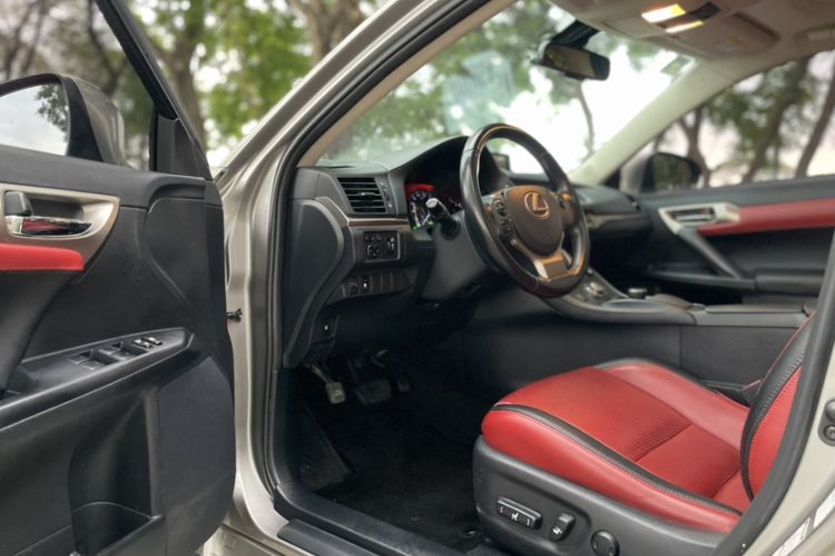 Used Lexus CT 2017 CT200h Comfort Edition Monochrome China V Standard Left Front Seat