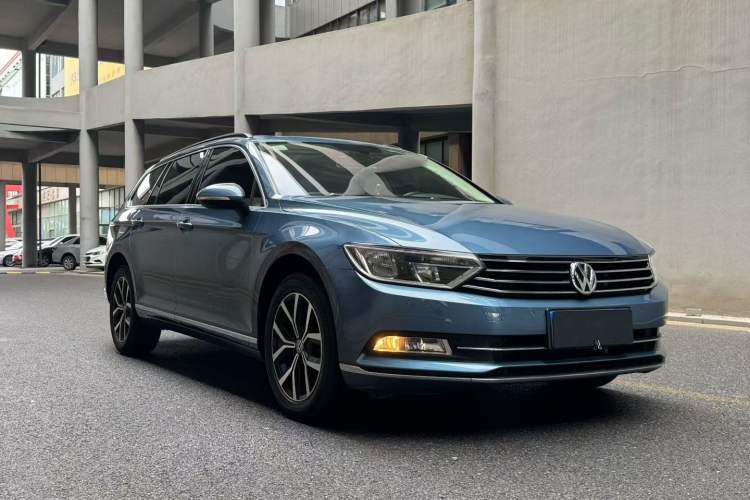 Used Volkswagen Variant 2018 380TSI Two-Wheel Drive Comfort Edition