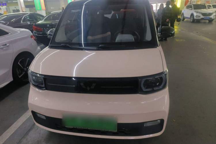 Used Wuling Hongguang MINIEV 2022 Macaron Premium Model – Lithium Ternary Battery