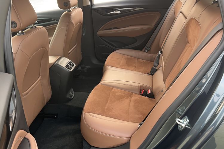 Used Buick Regal 2020 552T Luxury Version
