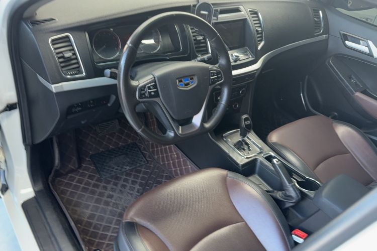 Used Geely Auto Vision 2017 1.5L Automatic Happiness Edition Interior 5