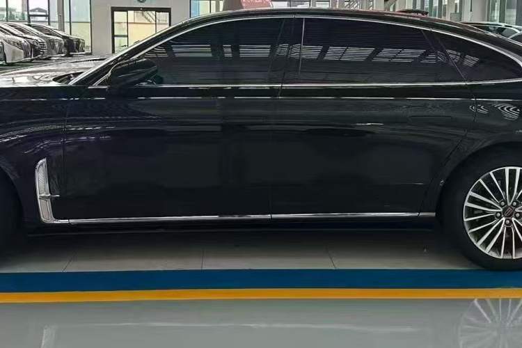 Used Hongqi H9 2021 2.5T Executive Version
