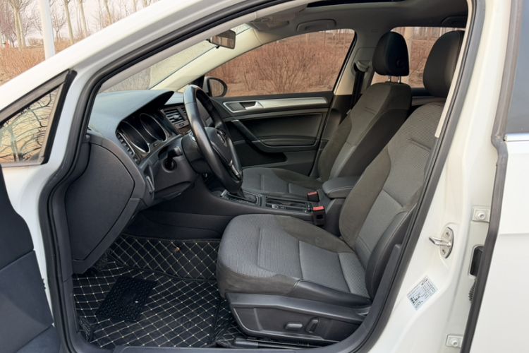 Used Volkswagen Golf 2020 Zhiai Edition 280TSI DSG Comfort Model
