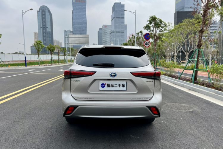 Used Toyota Highlander 2022 Dual-Engine 2.5L Four-Wheel Drive Supreme Edition 7-Seater Exterior 3