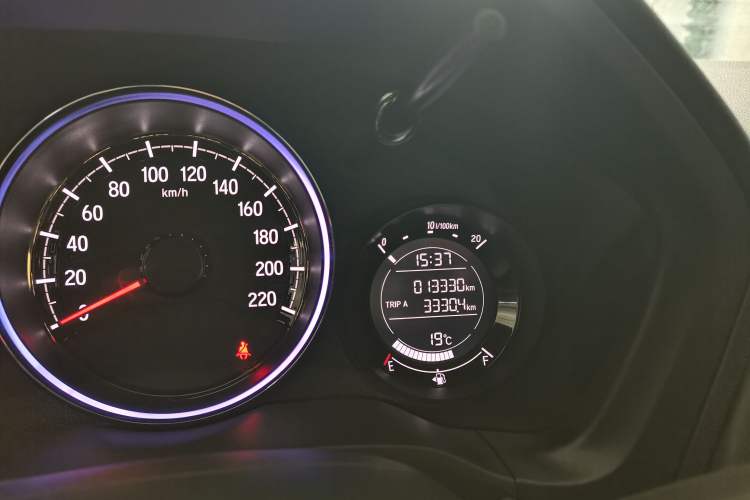 Used Honda XR-V 2021 1.5L CVT Comfort Version Odometer Close Up