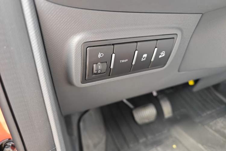 Used Geely Galaxy Panda 2025 210km Panda Rider Interior 6