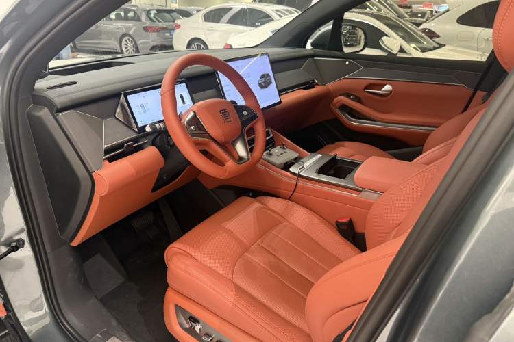 Used BYD Tang L 2025 DM 175KM Drone Player Edition