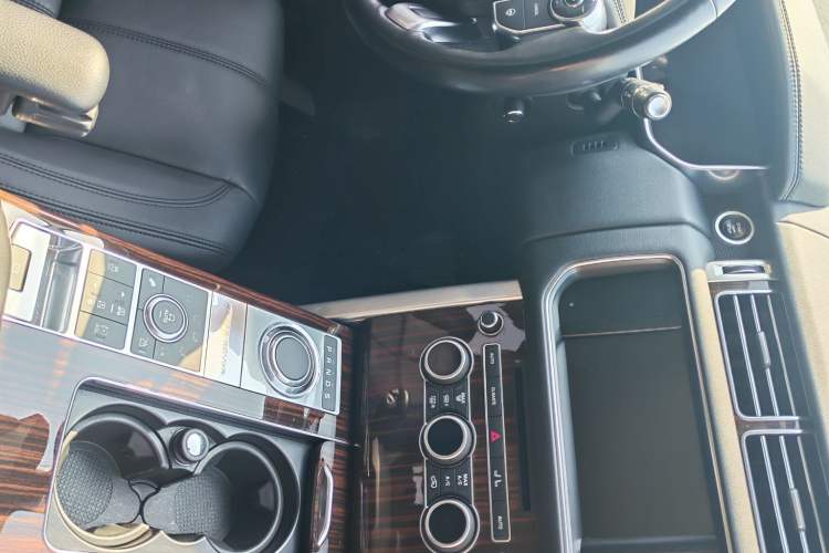 Used Land Rover Range Vogue 
