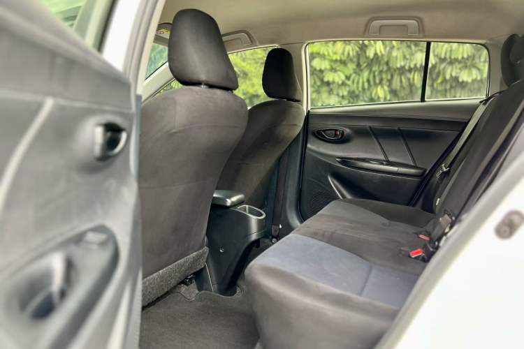 Used Toyota YARiS L Zhi Xuan 2016 Revised 1.5E CVT Charming Edition
