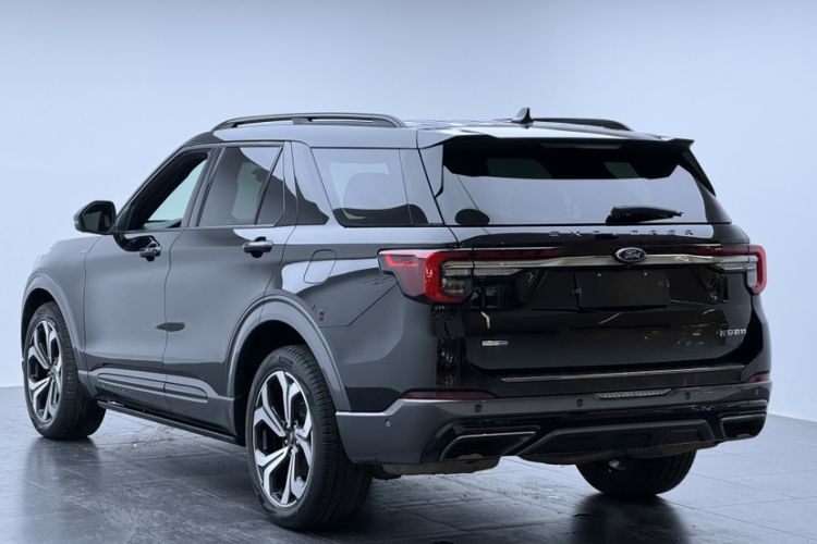 Used Ford Explorer 2023 EcoBoost 285 4x4 ST-LINE 6-Seater
