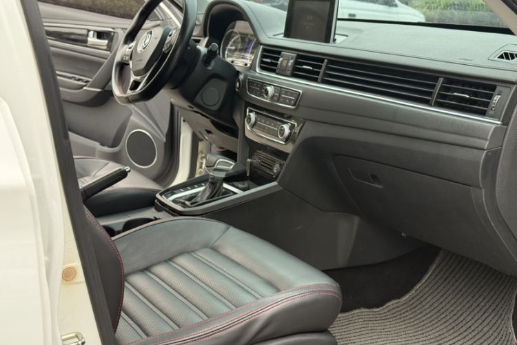 Used FORTHING Joyear S50 2017 1.6L CVT Luxury Model
