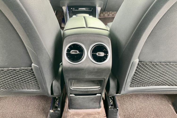 Used Mercedes-Benz GLB 2020 Facelift GLB 200 Fashion Edition Interior 9