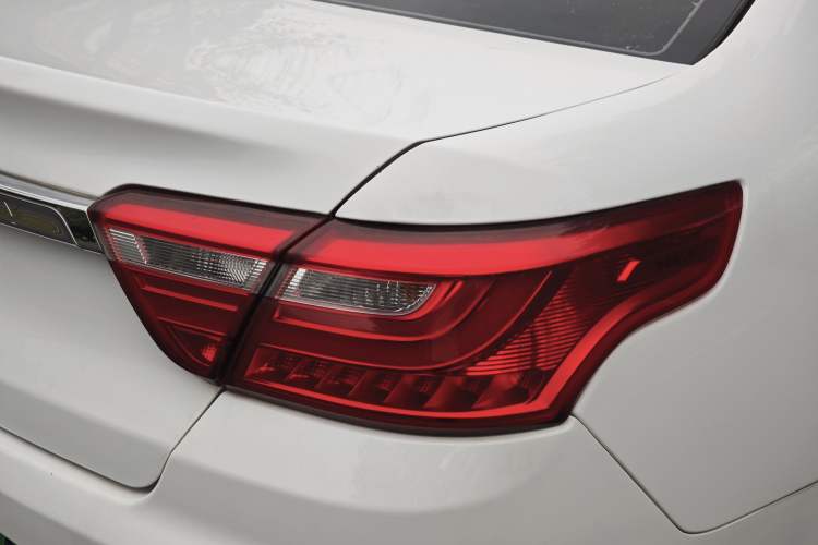 Used Geely Auto Vision 2018 1.5L Automatic Happiness Edition Exterior 5