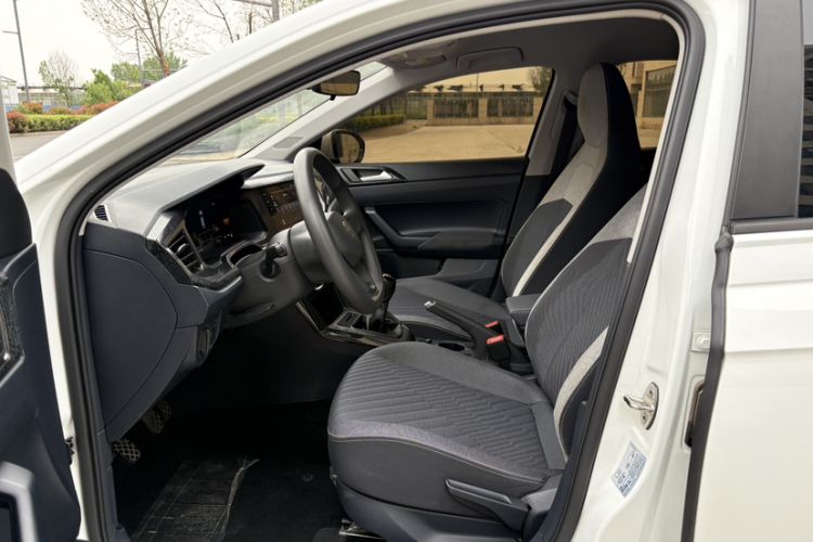 Used Volkswagen Lavida 2023 New Sharp 1.5L Manual New Comfort Edition