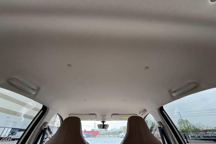 Used Wuling Bingo 2025 333 km Lingxi Deluxe Edition Interior 1