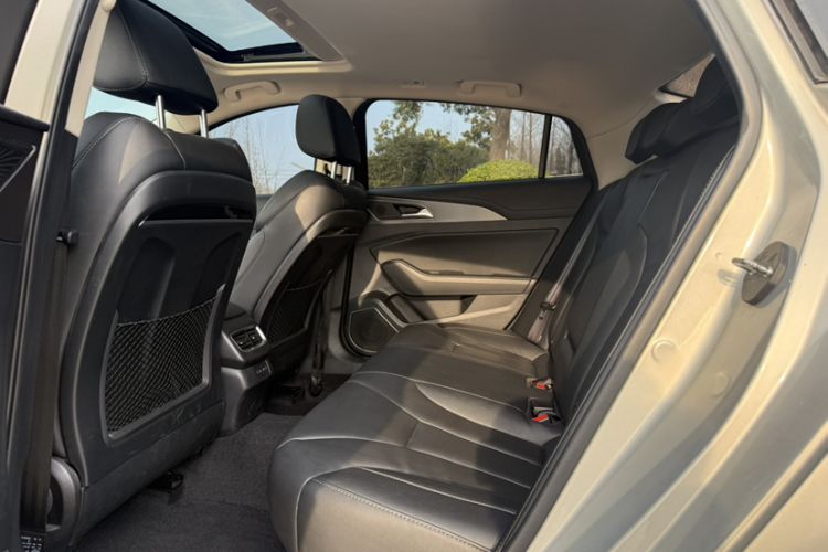 Used Hongqi H5 2022 Classic Model Facelift 1.5T DCT Qiyun Edition Interior 4