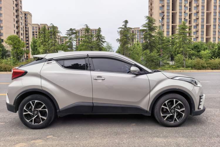 Used Toyota C-HR 2020 2.0L Leading Edition
