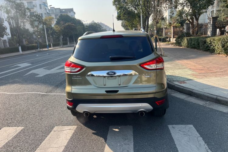 Used Ford Kuga 2015 2.0L GTDi Four-Wheel Drive Prestige Model
