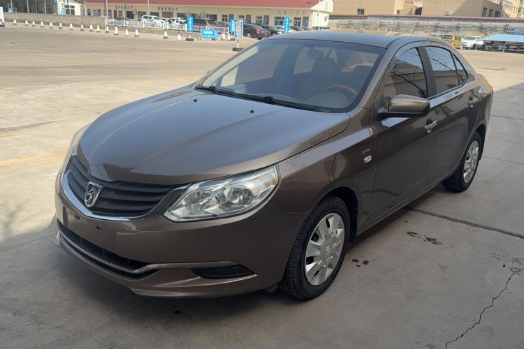 Used Baojun 630 2014 1.5L manual standard version