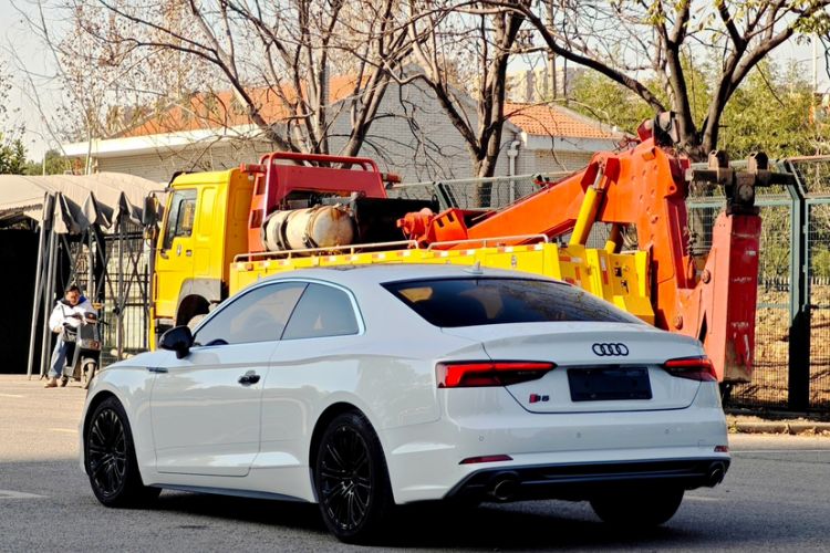 Used Audi A5 2019 Coupe 40 TFSI Fashion Edition China V Emission Standard
