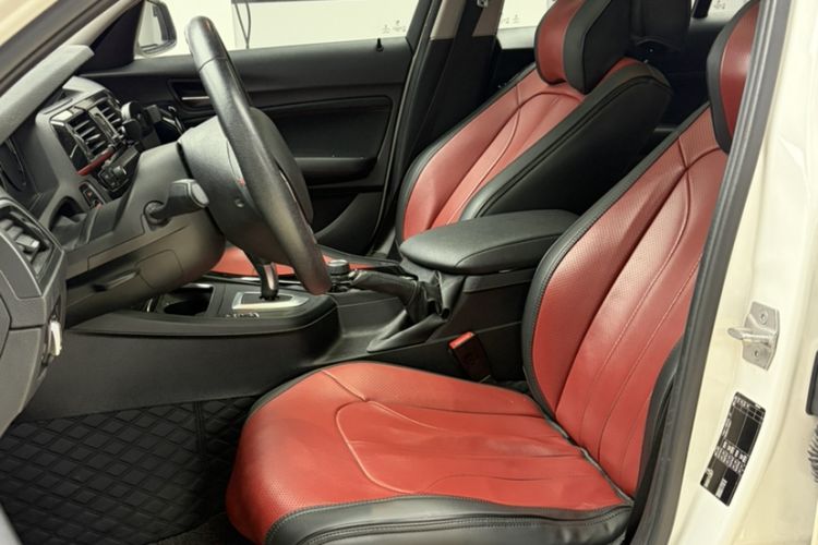 Used BMW 1 Series 2018 118i Sport Design Package Left Front Seat