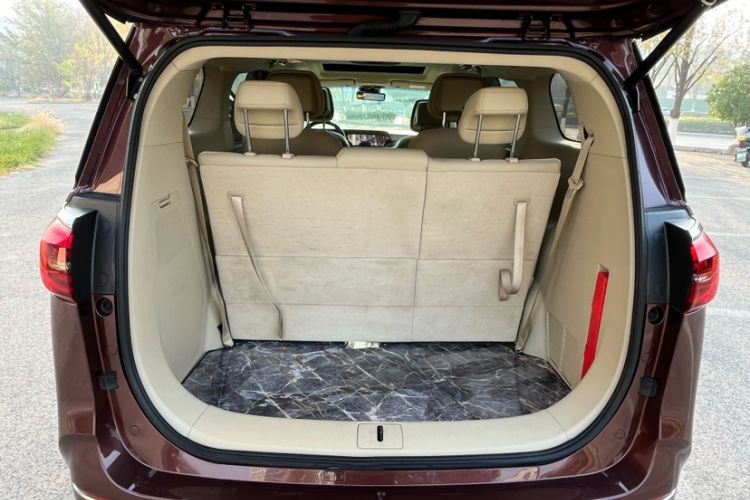 Used Buick GL8 2023 ES Lu Zun Deluxe Model