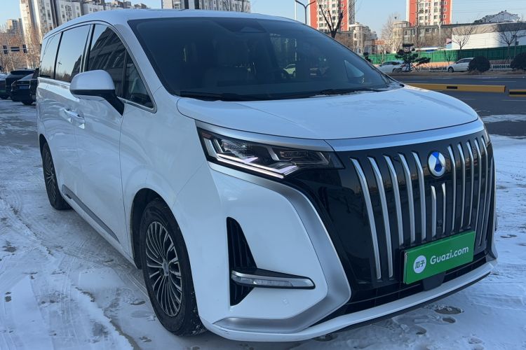 Used Denza D9 2022 EV 620 Prestige Model Exterior 2