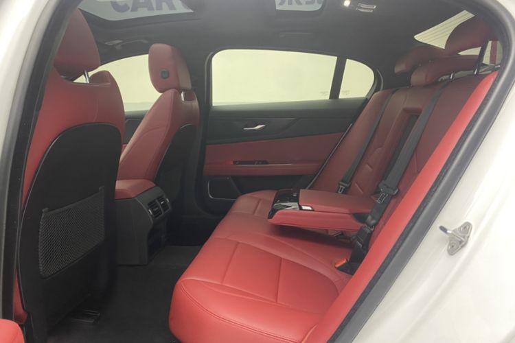 Used Jaguar XEL 2021 2.0T 250 PS Black Edition Sport Version