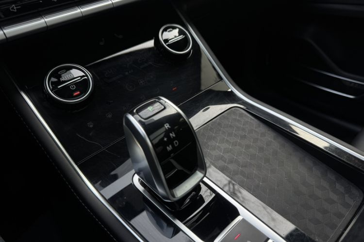 Used Chery Tiggo 8 2024 Honor Edition 230TCI Automatic Excellence Version 5 Seats
