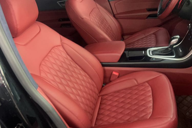 Used Ford Edge 2018 EcoBoost 245 Two-Wheel-Drive Platinum Edition 5 Seats
