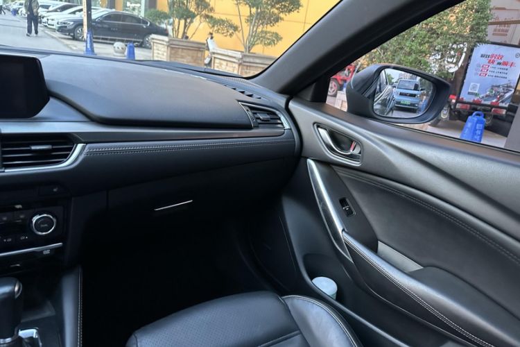 Used Mazda Atenza 2018 2.5L Blue Sky Prestige Edition China V Standard Interior 5