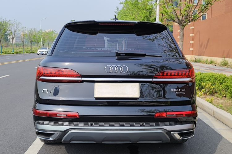 Used Audi Q7 2020 55 TFSI quattro S line sports model Exterior 6