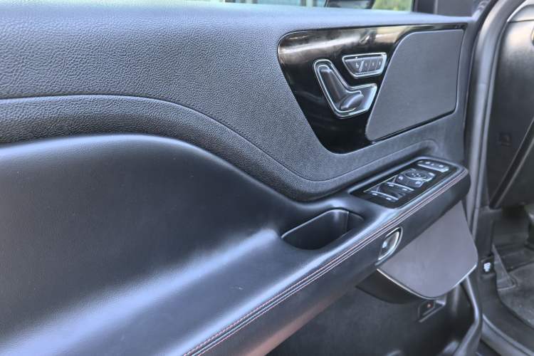 Used Lincoln Aviator 2020 3.0T V6 Four-Wheel Drive Premium Edition