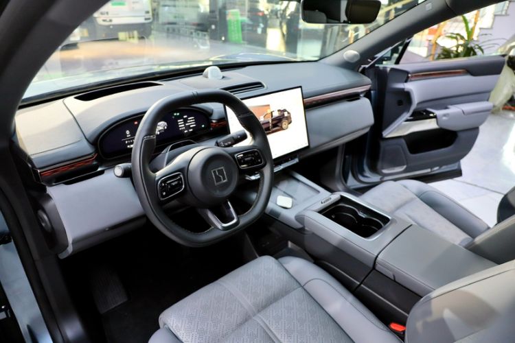 Used Zeekr 7X 2025 75 kWh Rear-Wheel Drive Intelligent Driving Version
