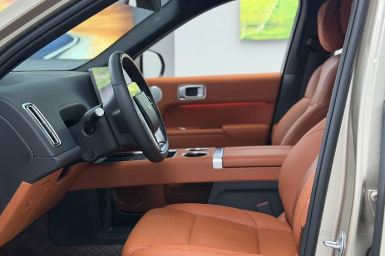 Used Li Auto L8 2023 Pro Model Interior 8