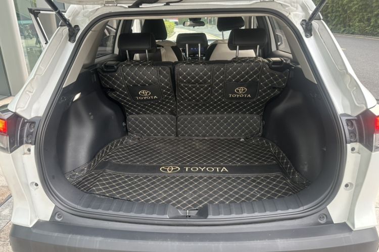 Used Toyota FRONTLANDER 2022 2.0L CVT Luxury Edition