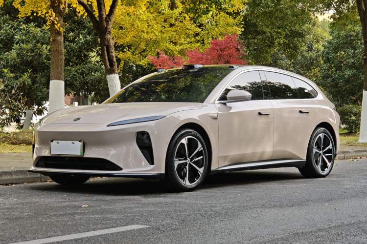 Used Nio ET5T 2023 75 kWh Touring