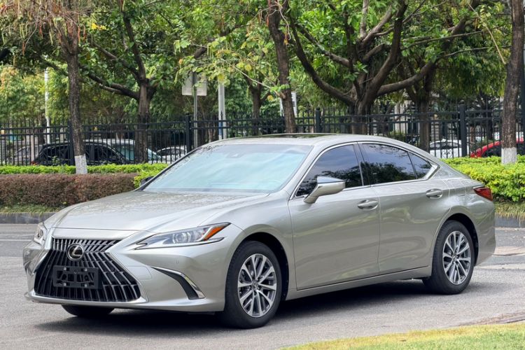 Used Lexus ES 2023 200 Excellence Edition