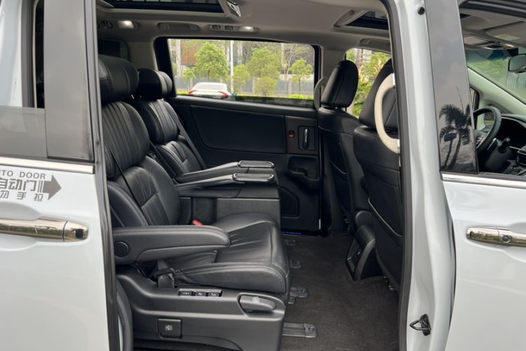 Used Honda Odyssey 2022 2.0L eHEV Sharp Supreme Edition
