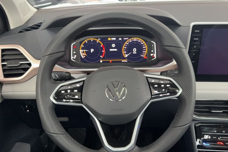 Used Volkswagen Tharu 2023 300TSI Two-Wheel-Drive Full Moon Edition
