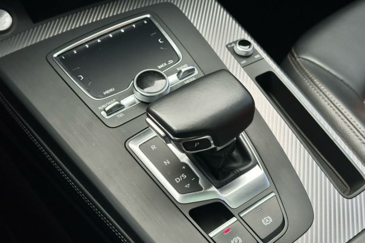 Used Audi Q5L 2020 45 TFSI Prestige Fashion Model
