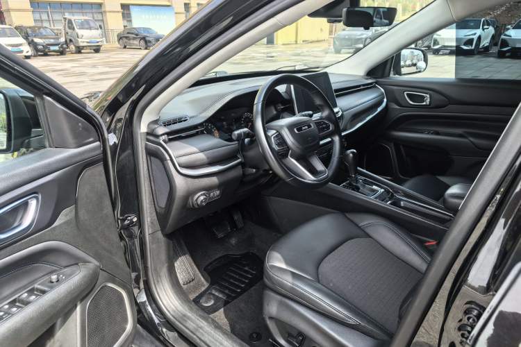 Used Jeep Compass 2021 220T Automatic Leading Edition